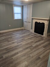 917 9th Ave, Unit 1st Floor in New Brighton, PA - Building Photo - Building Photo