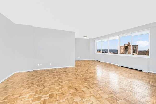 3333 Henry Hudson Pkwy in Bronx, NY - Building Photo - Building Photo