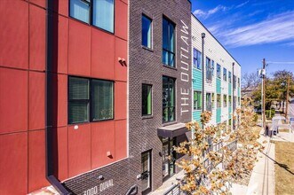 3000 Duval St in Austin, TX - Building Photo - Building Photo