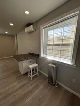 1 Caroline Ave, Unit Unit 2 in St. Clair, PA - Building Photo - Building Photo