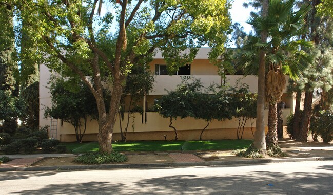 100 Bonnie Ave in Pasadena, CA - Building Photo - Building Photo