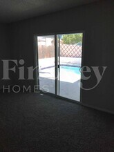 1810 Renada Cir in North Las Vegas, NV - Building Photo - Building Photo