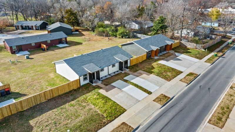 307 Trailside Ter in Springdale, AR - Building Photo