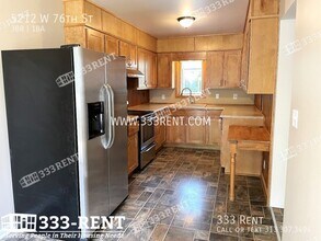 5212 W 76th St in Prairie Village, KS - Building Photo - Building Photo