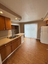 705 Roselyn Dr in Rantoul, IL - Building Photo - Building Photo