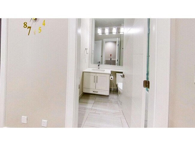 17033 Fraser Hwy in Surrey, BC - Building Photo - Building Photo