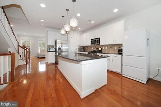 609 Hendrix Ave in Gaithersburg, MD - Building Photo - Building Photo