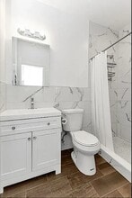 928 Second Avenue, Unit 2A in New York, NY - Building Photo - Building Photo