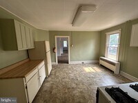 716 W Front St photo'