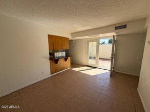 8101 N 31st Dr in Phoenix, AZ - Building Photo - Building Photo