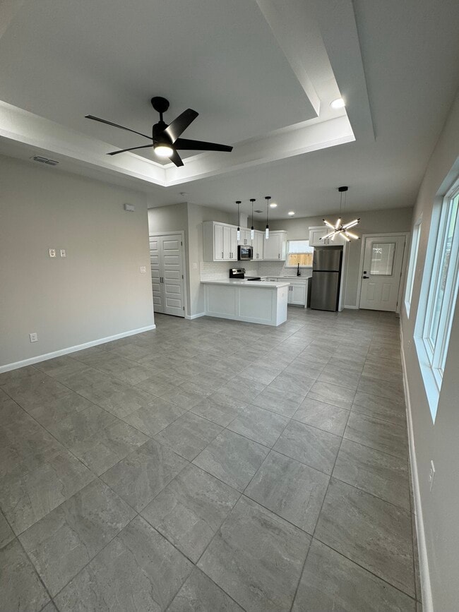 3524 S Dominque Dr, Unit 3 in Pharr, TX - Building Photo - Building Photo