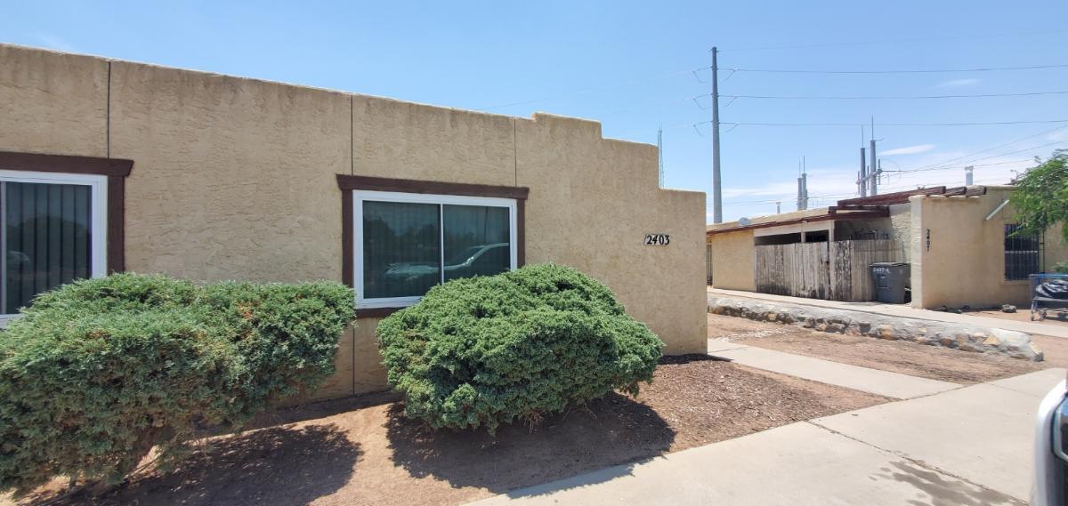2403 Red Sails Dr in El Paso, TX - Building Photo