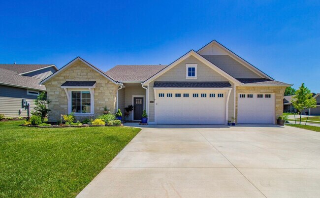 5217 Cedar Grove Way in Lawrence, KS - Building Photo - Building Photo