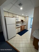 438 NJ-35 in Mantoloking, NJ - Building Photo - Building Photo