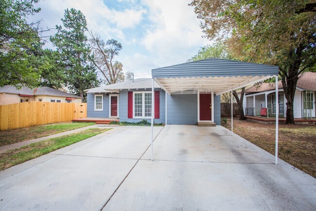 2319 21st St in Lubbock, TX - Building Photo - Building Photo