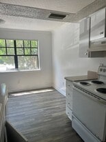 3215 Baird Ave, Unit X-120 in Lakeland, FL - Building Photo