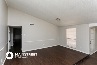 710 Bluebonnet Dr in Grand Prairie, TX - Building Photo - Building Photo