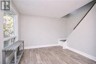 1711 St Johns Rd in Innisfil, ON - Building Photo - Building Photo