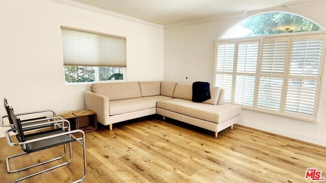 2223 Alsace Ave in Los Angeles, CA - Building Photo - Building Photo
