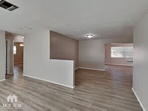 7511 Hawthorn Dr in Port Richey, FL - Building Photo - Building Photo