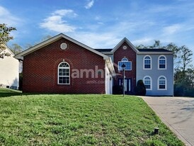 80 Simsbury Ct in Pickerington, OH - Building Photo