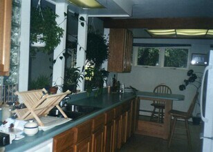 102 Turkey Hill Rd - Utilities Included! in Ithaca, NY - Building Photo - Building Photo
