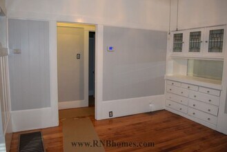 1121 Dolores Way in Sacramento, CA - Building Photo - Building Photo