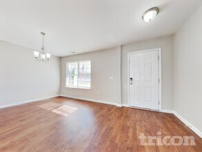 42 Folkstone Ct in Bunnlevel, NC - Building Photo - Building Photo