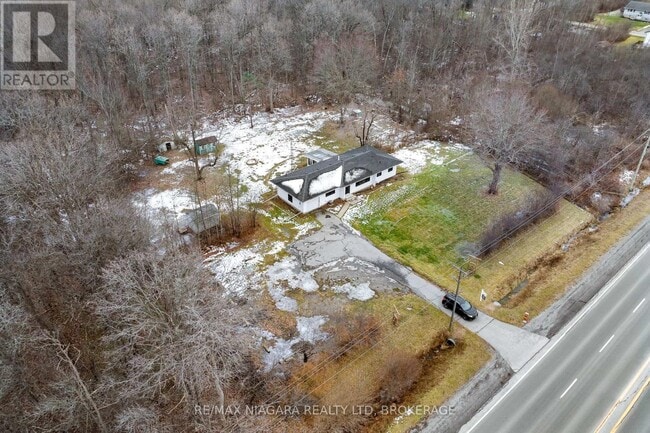 2949 Garrison Rd in Fort Erie, ON - Building Photo - Building Photo