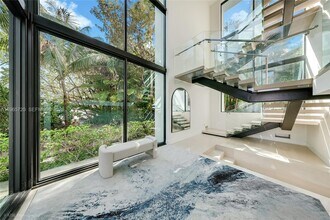 420 N Hibiscus Dr in Miami Beach, FL - Building Photo - Building Photo