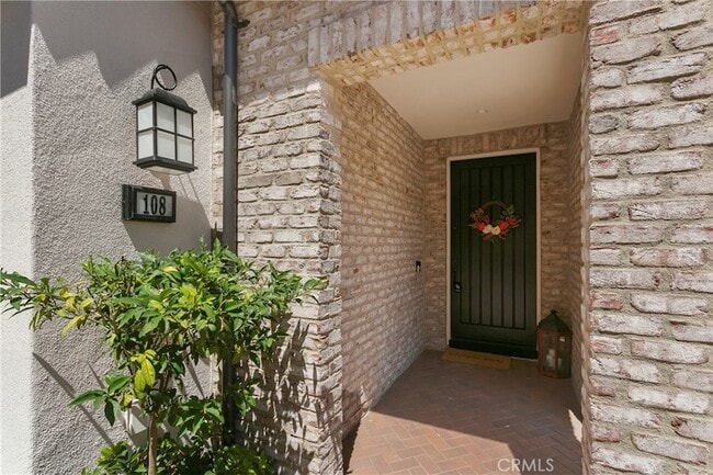 108 Fisher, Unit 2315 in Irvine, CA - Building Photo - Building Photo