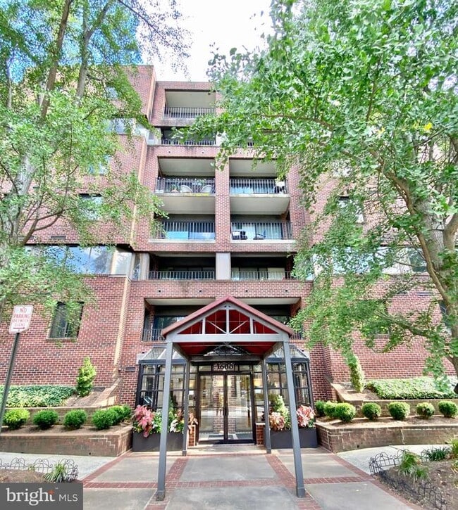 property at 1600 Prince St