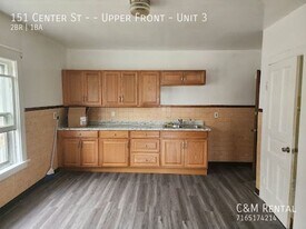 151 Center St in Lackawanna, NY - Building Photo