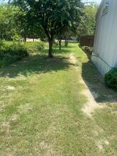 222 Trailwind St in Gun Barrel City, TX - Foto de edificio - Building Photo