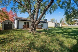 7882 Lockport Blvd in Dayton, OH - Building Photo - Building Photo