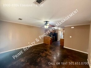 8900-8904 Eskabar Dr in Benton, AR - Building Photo - Building Photo