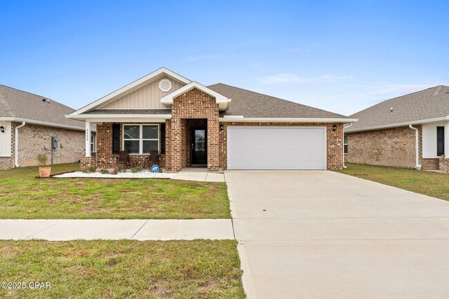 6428 Slabinski Ln in Panama City, FL - Building Photo - Building Photo