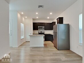 10824 Quinn Ct in San Antonio, TX - Foto de edificio - Building Photo