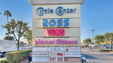 1770 Ximeno Ave, Unit #318 Coast Plaza in Long Beach, CA - Building Photo - Building Photo