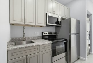 624 Avenue H in Galveston, TX - Building Photo - Building Photo