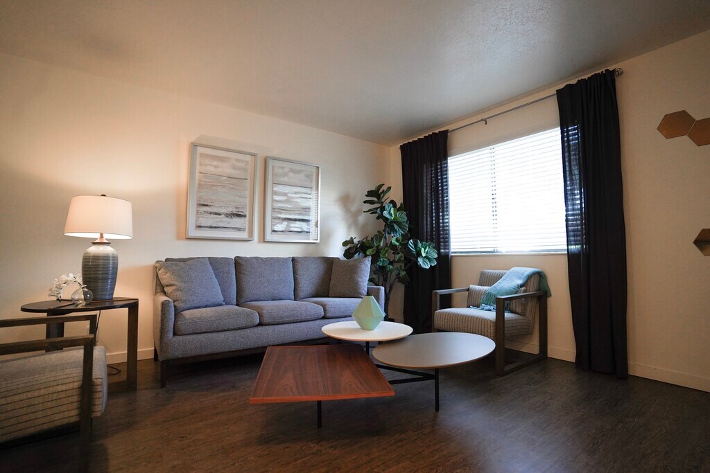 Goldstone Place Apartments in Clearfield, UT