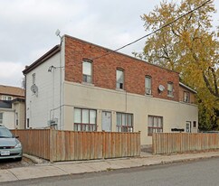 36 Highview Ave in Toronto, ON - Building Photo