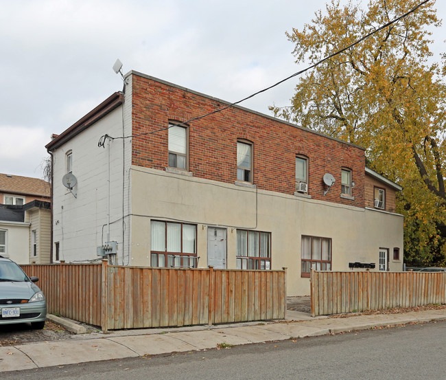 36 Highview Ave in Toronto, ON - Building Photo - Primary Photo