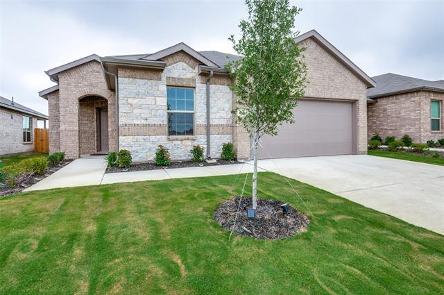 4525 Corktree Ln in Crowley, TX - Building Photo