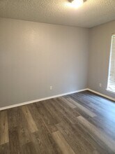 107 Brianne Street in Joshua, TX - Building Photo - Building Photo