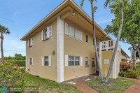 540 SE 2nd Ave in Deerfield Beach, FL - Building Photo - Building Photo