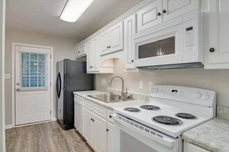 684 Brook Trail in Evans, GA - Building Photo - Building Photo