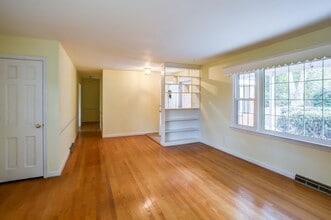 1710 Milton Rd in Charlottesville, VA - Building Photo - Building Photo