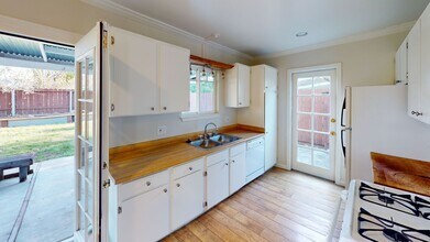 11766 Los Osos Valley Rd in San Luis Obispo, CA - Building Photo - Building Photo