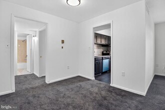9483 Fairfax Blvd in Fairfax, VA - Building Photo - Building Photo